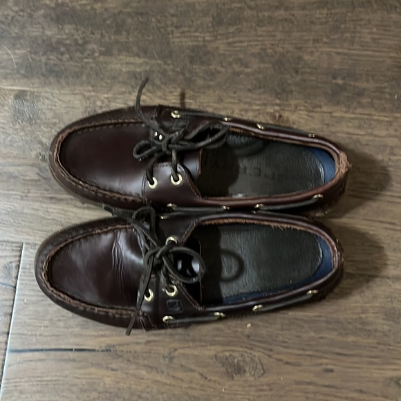 Great condition Sperry two-eye boat shoes - Picture 4 of 7